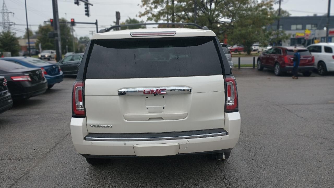GMC Yukon Denali 4WD 2015