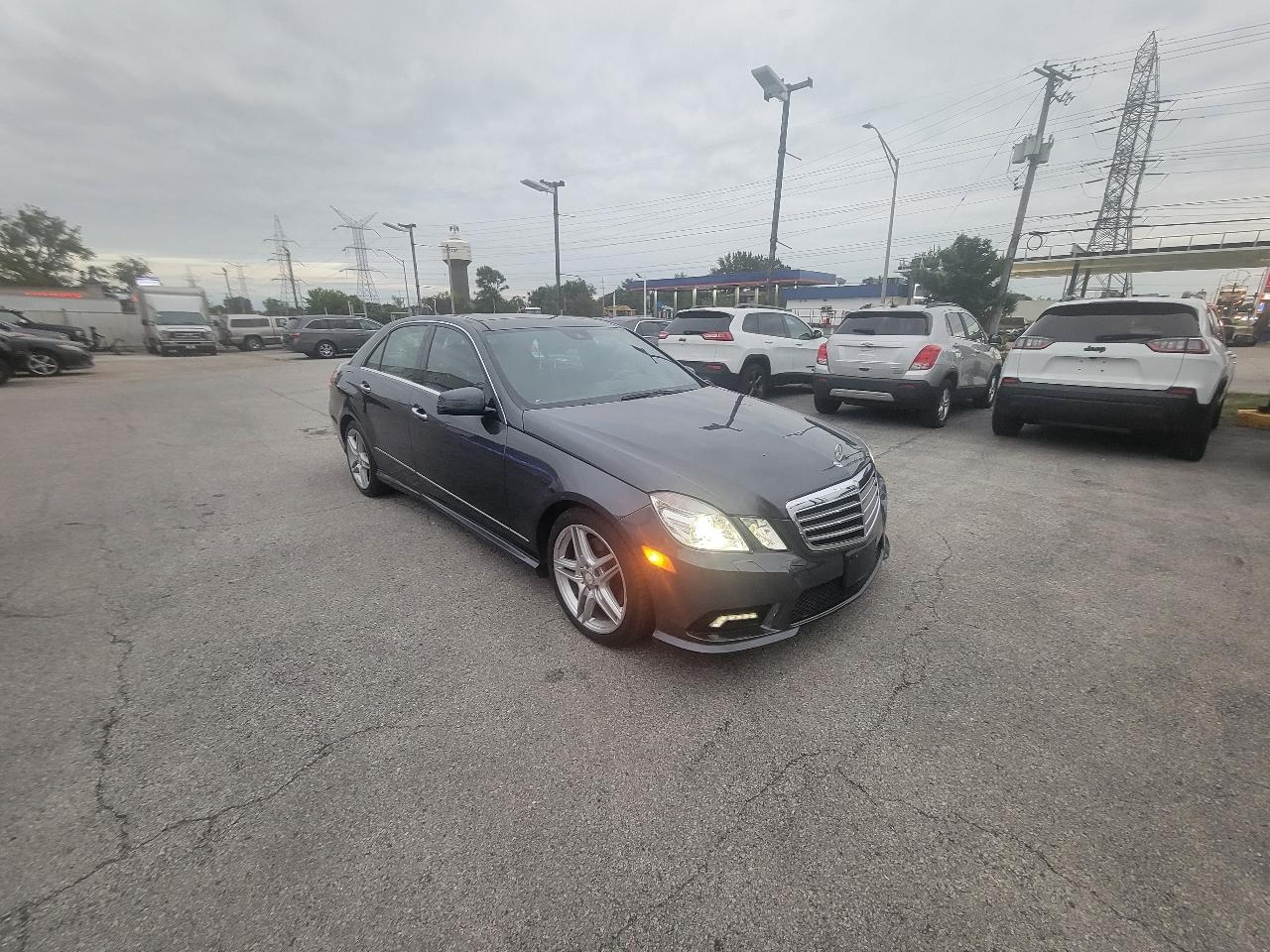 Mercedes-Benz E-Class E350 Sedan 4MATIC 2011