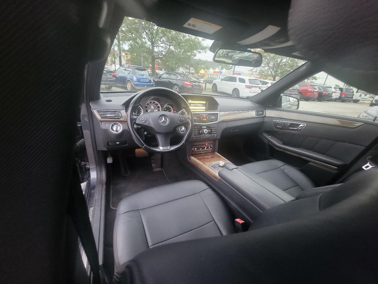 Mercedes-Benz E-Class E350 Sedan 4MATIC 2011