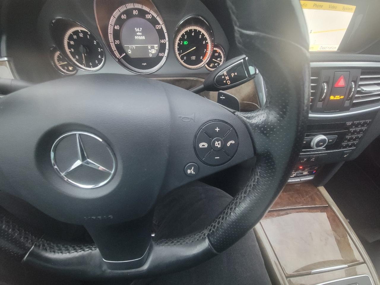 Mercedes-Benz E-Class E350 Sedan 4MATIC 2011