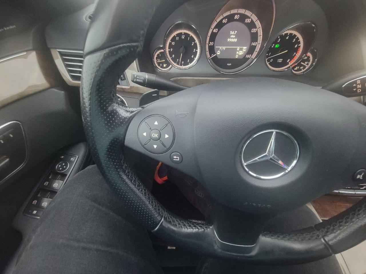Mercedes-Benz E-Class E350 Sedan 4MATIC 2011
