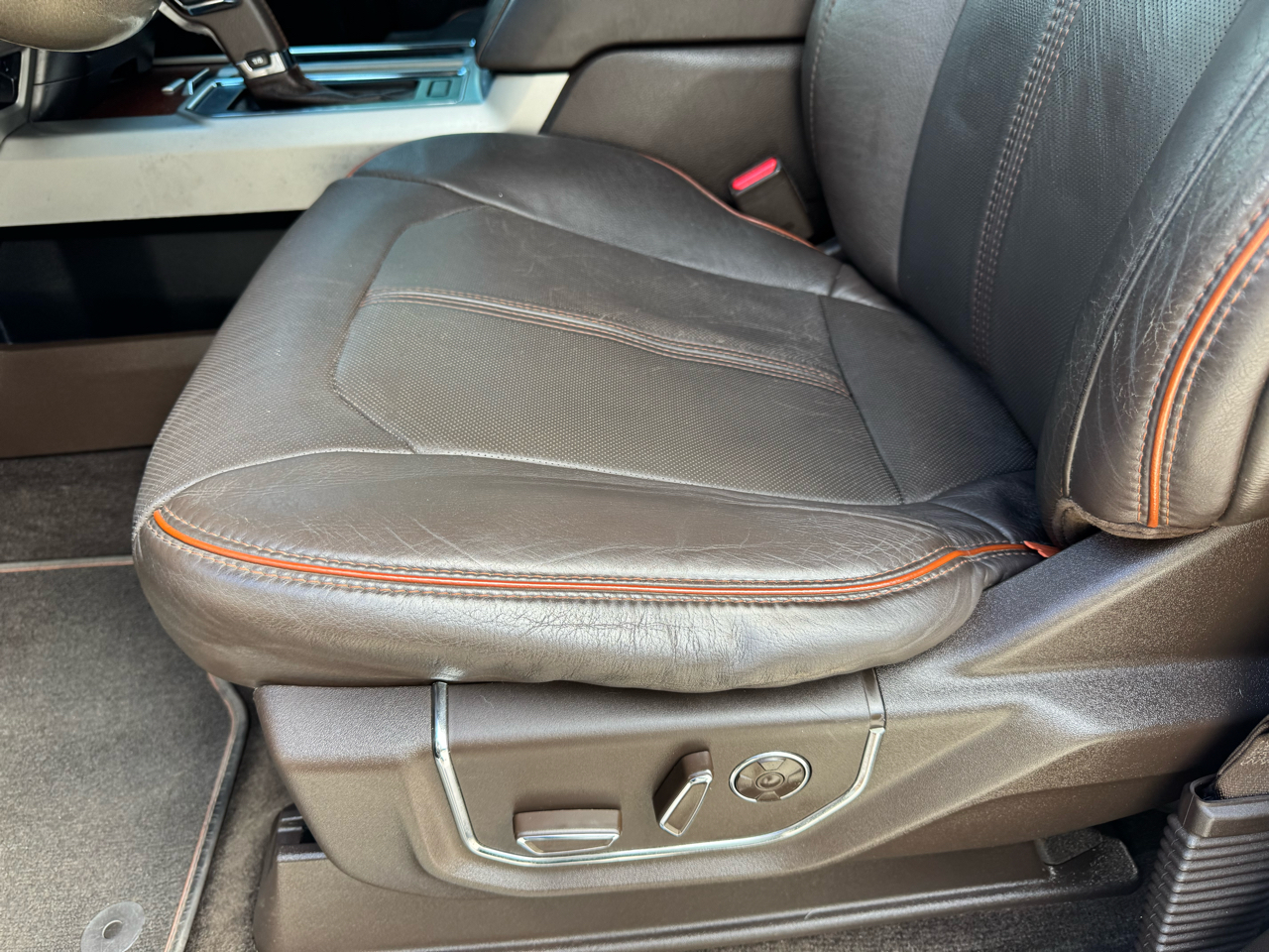 Ford F-150 King Ranch 4WD SuperCrew 5.5' Box 2017 Ford F-150 King Ranch 4WD SuperCrew 5.5' Box 2017