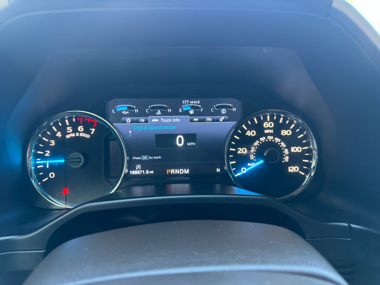 Ford F-150 King Ranch 4WD SuperCrew 5.5' Box 2017 Ford F-150 King Ranch 4WD SuperCrew 5.5' Box 2017