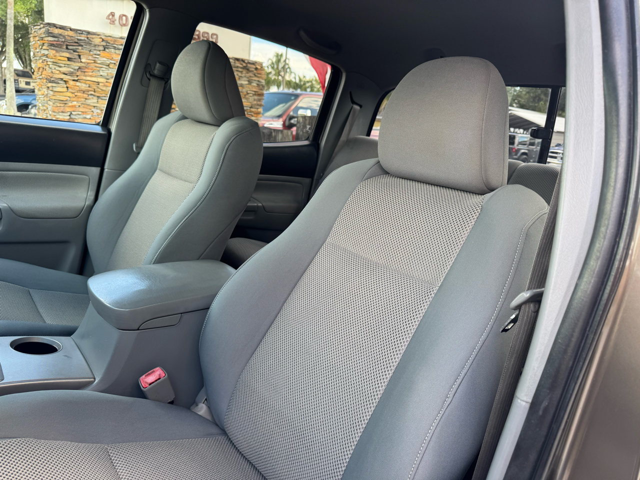 2011 Toyota Tacoma V6 PreRunner photo 29