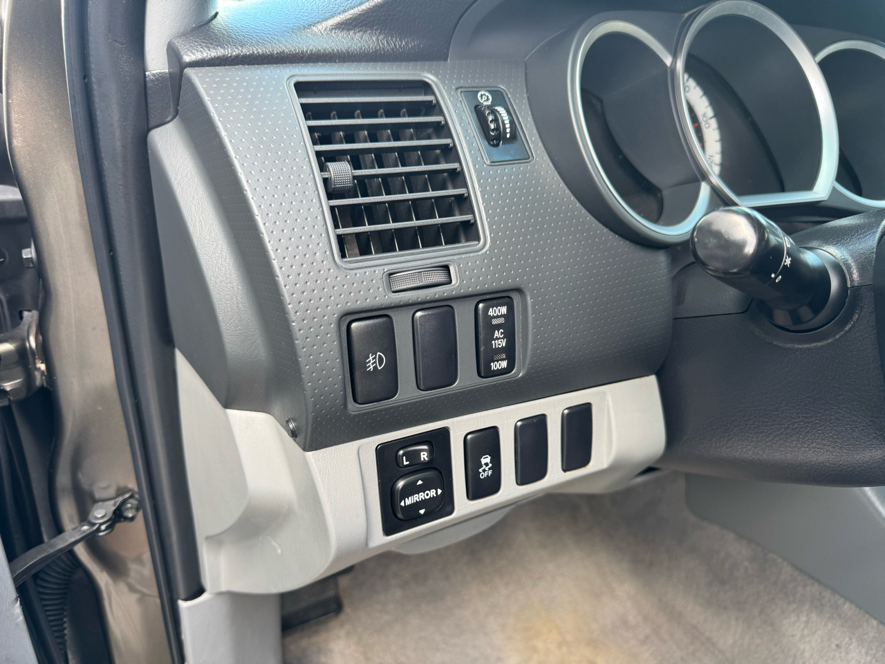 2011 Toyota Tacoma V6 PreRunner photo 16