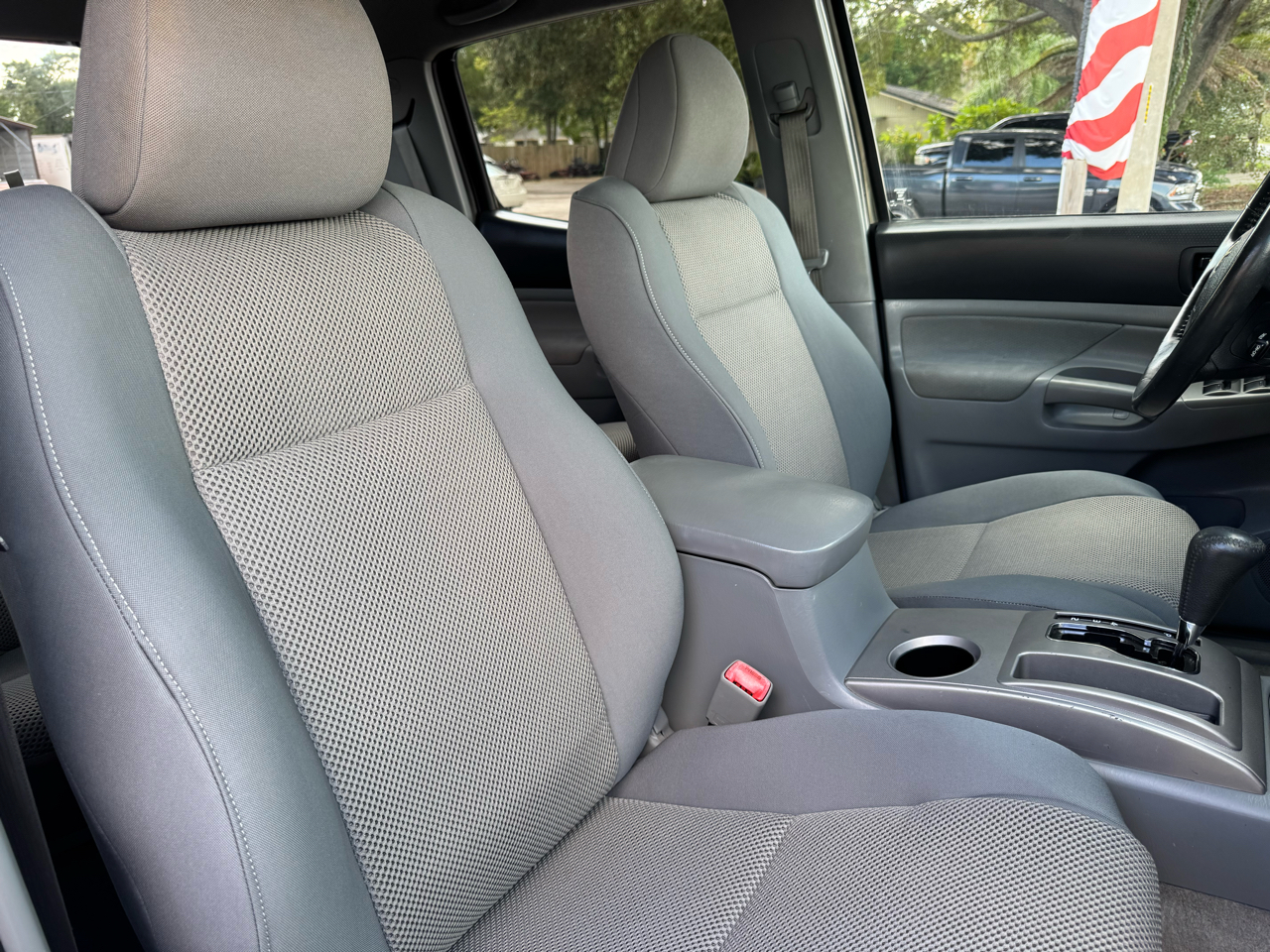 2011 Toyota Tacoma V6 PreRunner photo 14