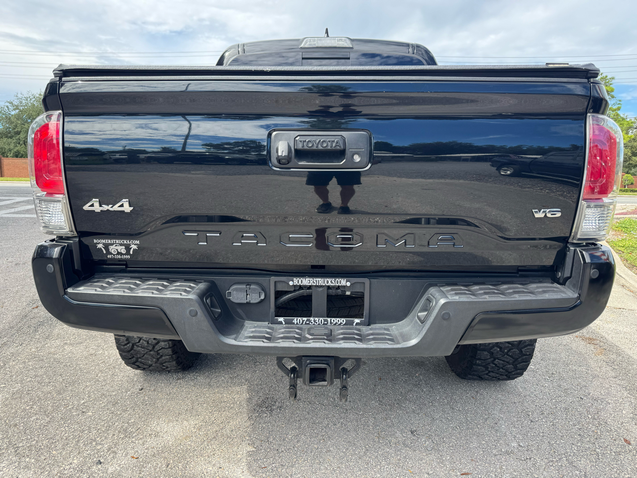 2018 Toyota Tacoma TRD Double Cab V6 4x4 photo 2
