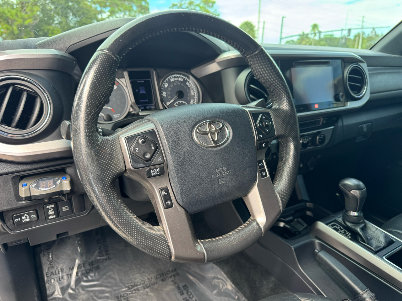 2018 Toyota Tacoma TRD Double Cab V6 4x4 photo 9
