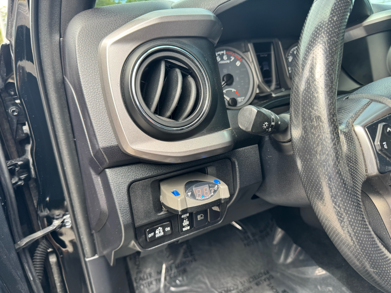 2018 Toyota Tacoma TRD Double Cab V6 4x4 photo 23