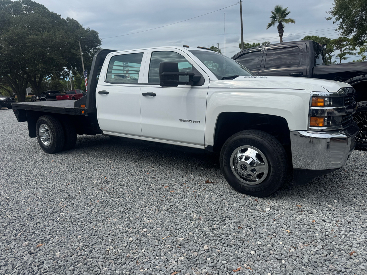 2016 Chevrolet Silverado Work Truck Base photo 3