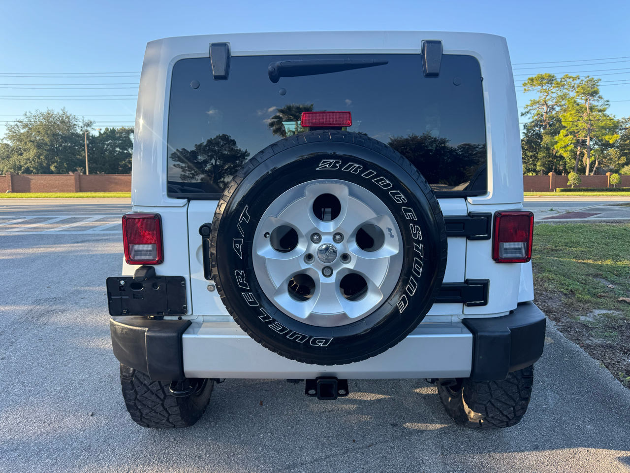 Jeep Wrangler Unlimited 4WD 4dr Sahara 2014 Jeep Wrangler Unlimited 4WD 4dr Sahara 2014