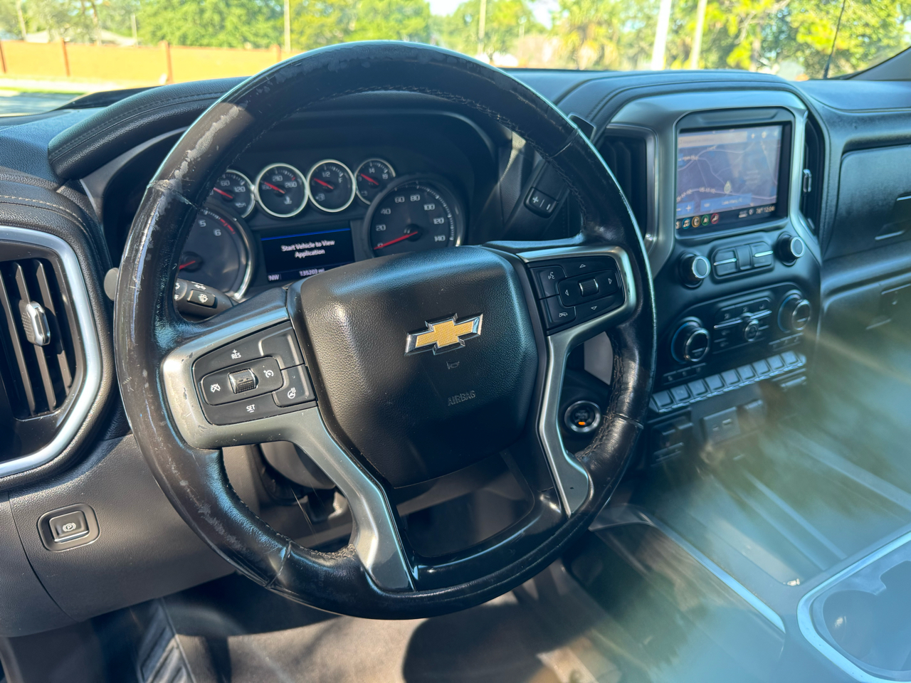Chevrolet Silverado 1500 4WD Crew Cab 147" LTZ 2019