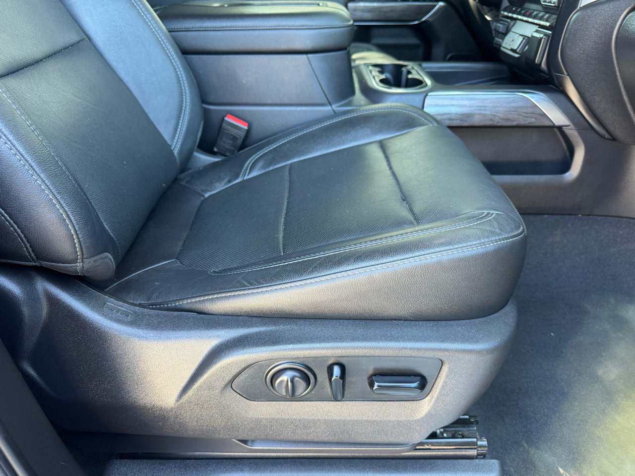 Chevrolet Silverado 1500 4WD Crew Cab 147" LTZ 2019