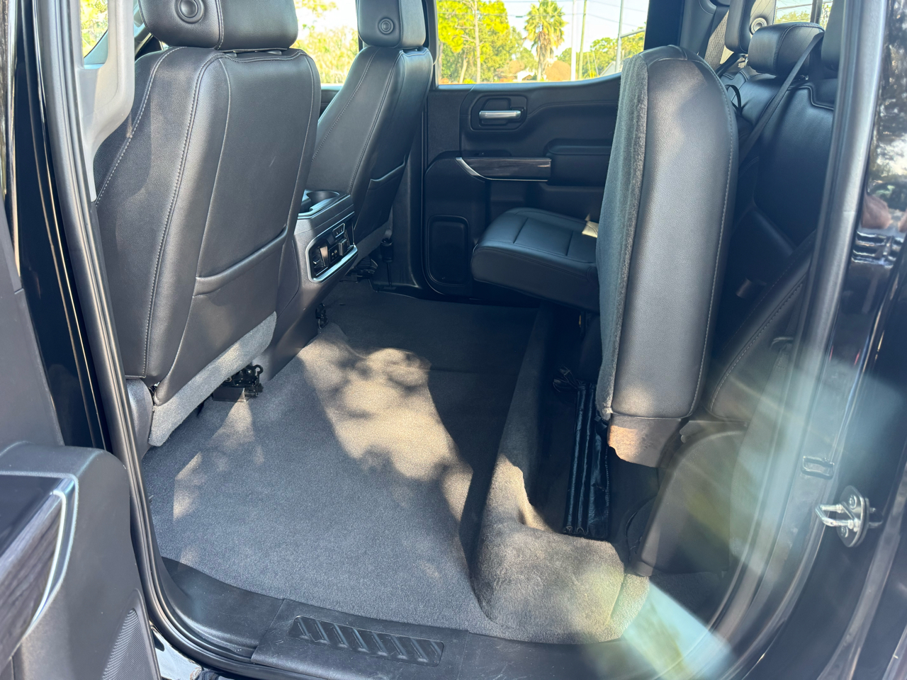 Chevrolet Silverado 1500 4WD Crew Cab 147" LTZ 2019