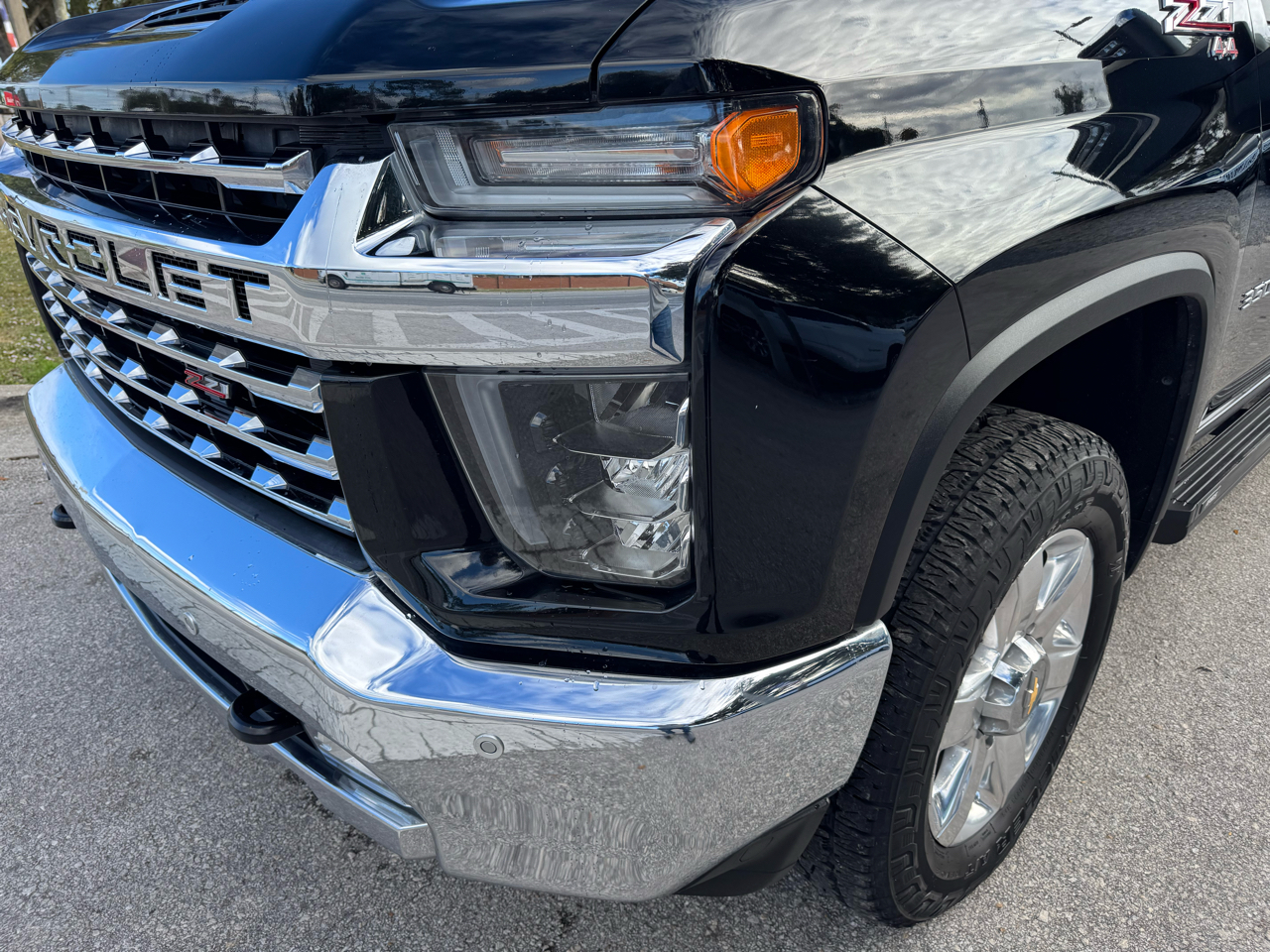 Chevrolet Silverado 3500HD 4WD Crew Cab 159" LTZ 2022