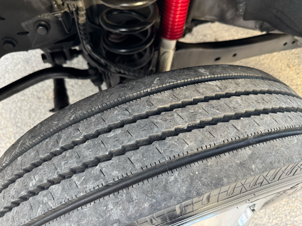 Ford Super Duty F-450 DRW XLT 4WD Crew Cab 8' Box 2017