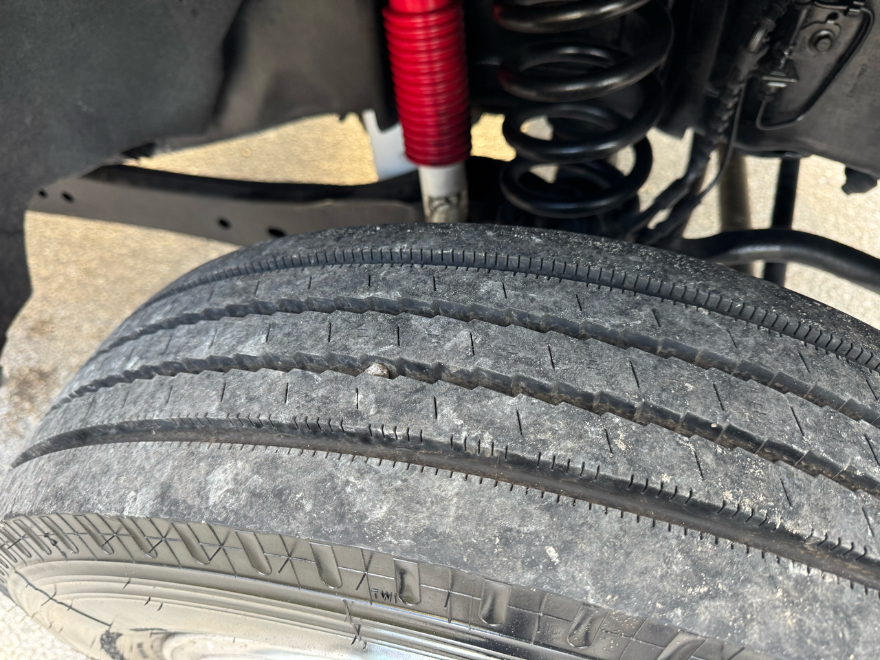 Ford Super Duty F-450 DRW XLT 4WD Crew Cab 8' Box 2017