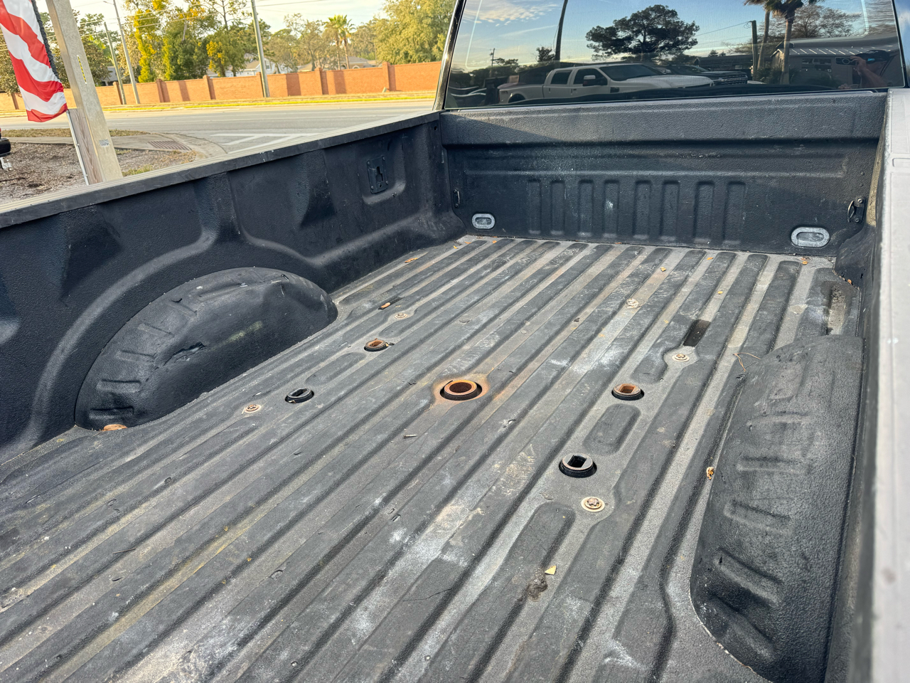 Ford Super Duty F-450 DRW XLT 4WD Crew Cab 8' Box 2017