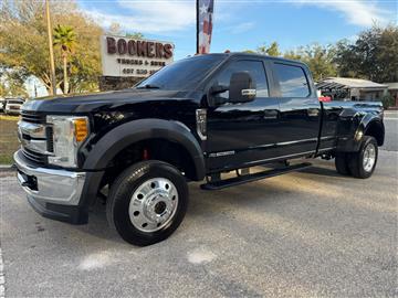 2017 Ford Super Duty F-450 DRW XLT 4WD Crew Cab 8' Box