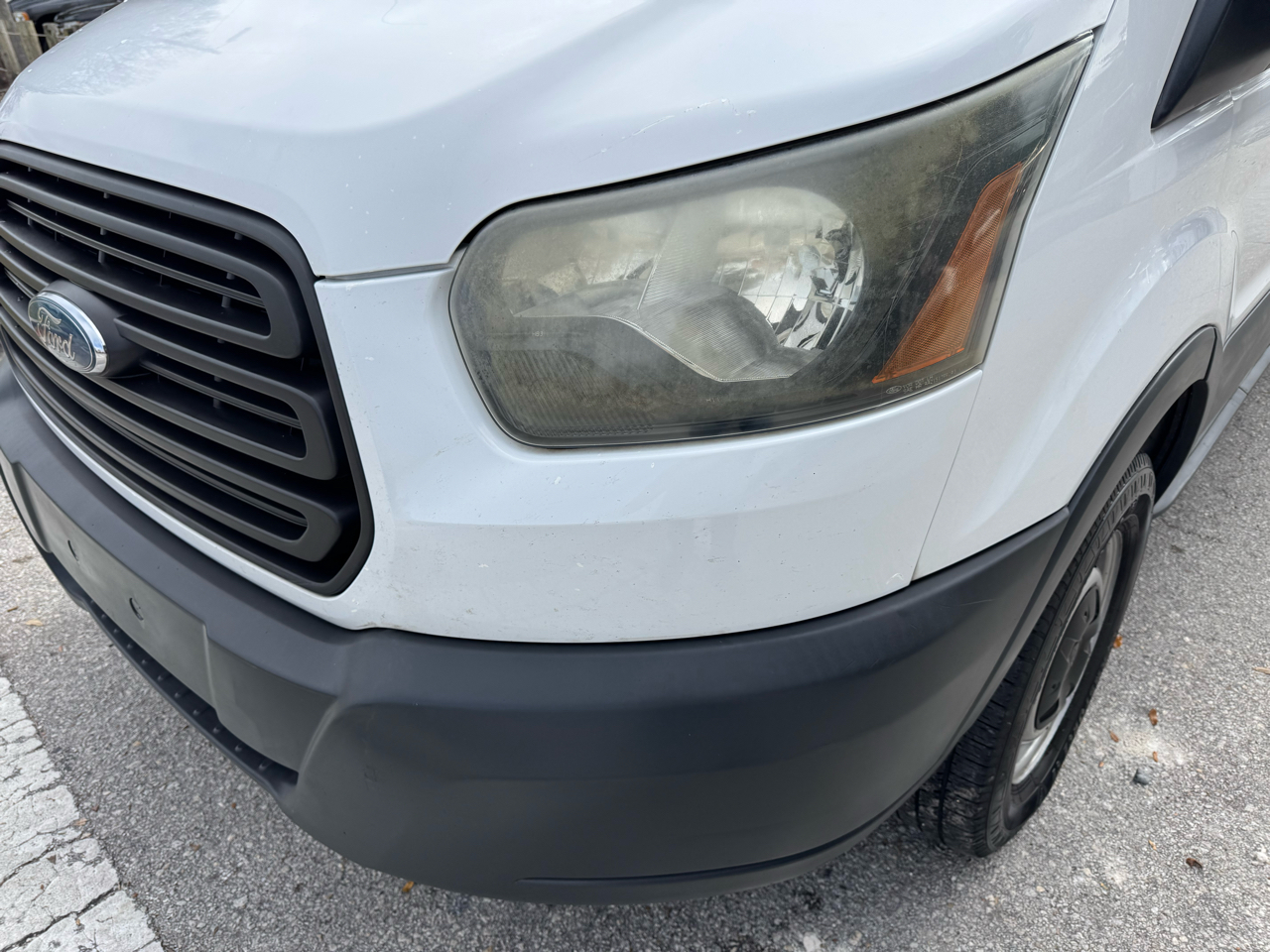 Ford Transit Cargo Van T-250 148" Med Rf 9000 GVWR Sliding RH Dr 2015