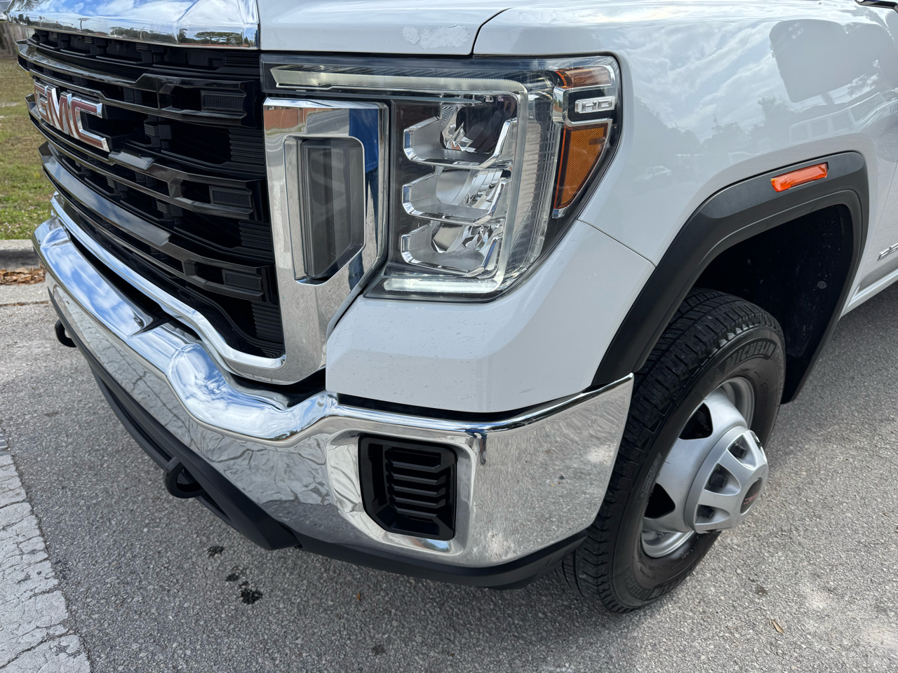 GMC Sierra 3500HD CC 2WD Crew Cab 177" WB, 60" CA 2021