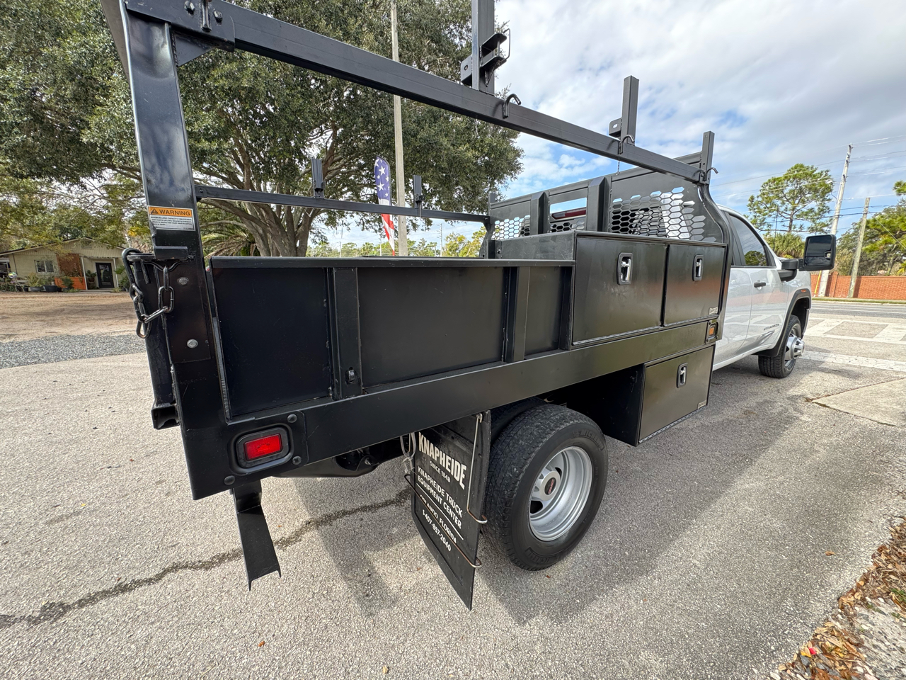 GMC Sierra 3500HD CC 2WD Crew Cab 177" WB, 60" CA 2021