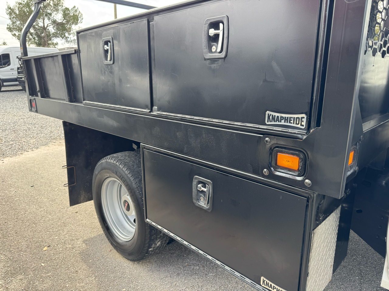 GMC Sierra 3500HD CC 2WD Crew Cab 177" WB, 60" CA 2021