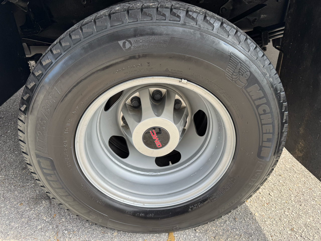 GMC Sierra 3500HD CC 2WD Crew Cab 177" WB, 60" CA 2021