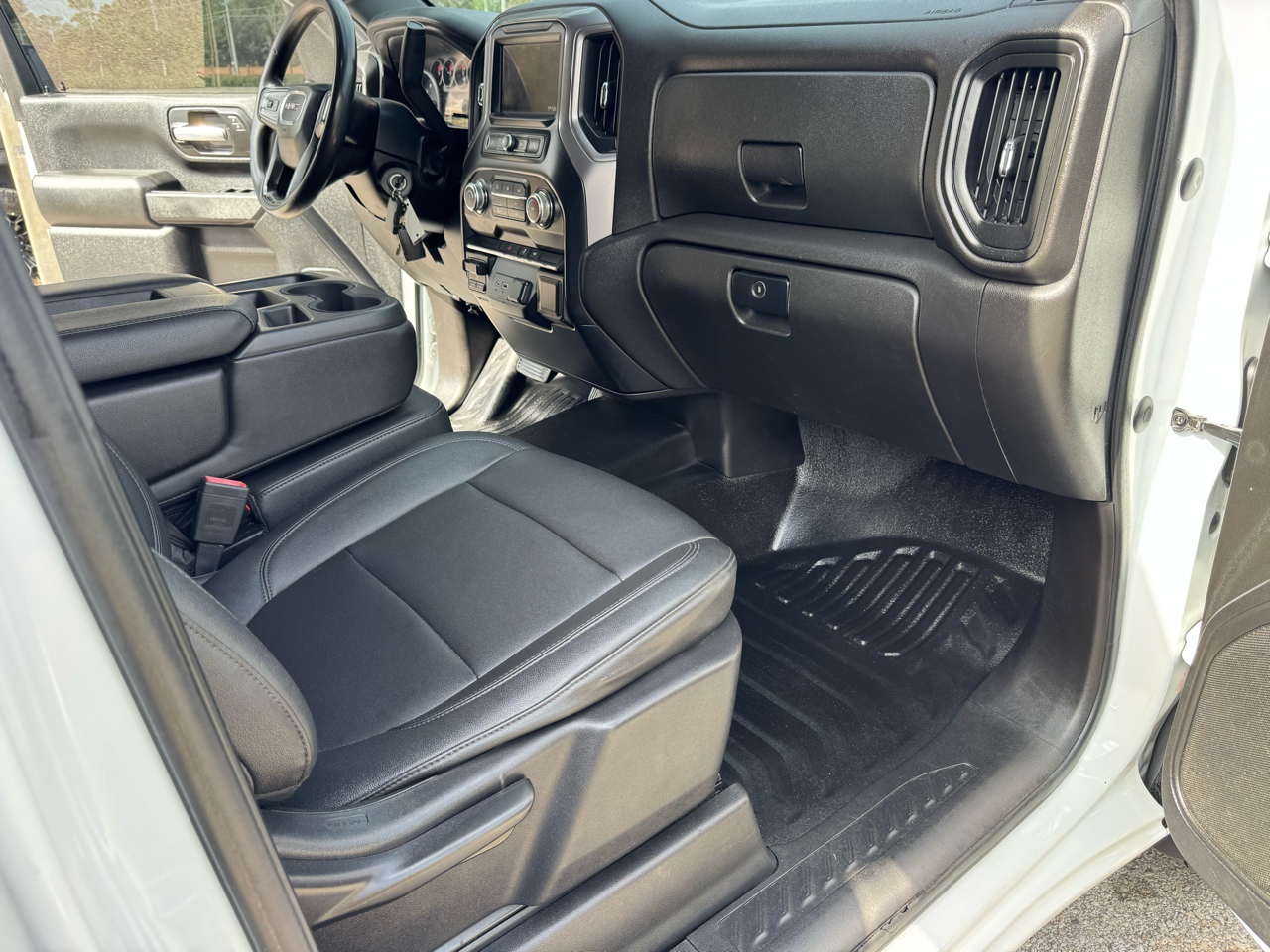 GMC Sierra 3500HD CC 2WD Crew Cab 177" WB, 60" CA 2021