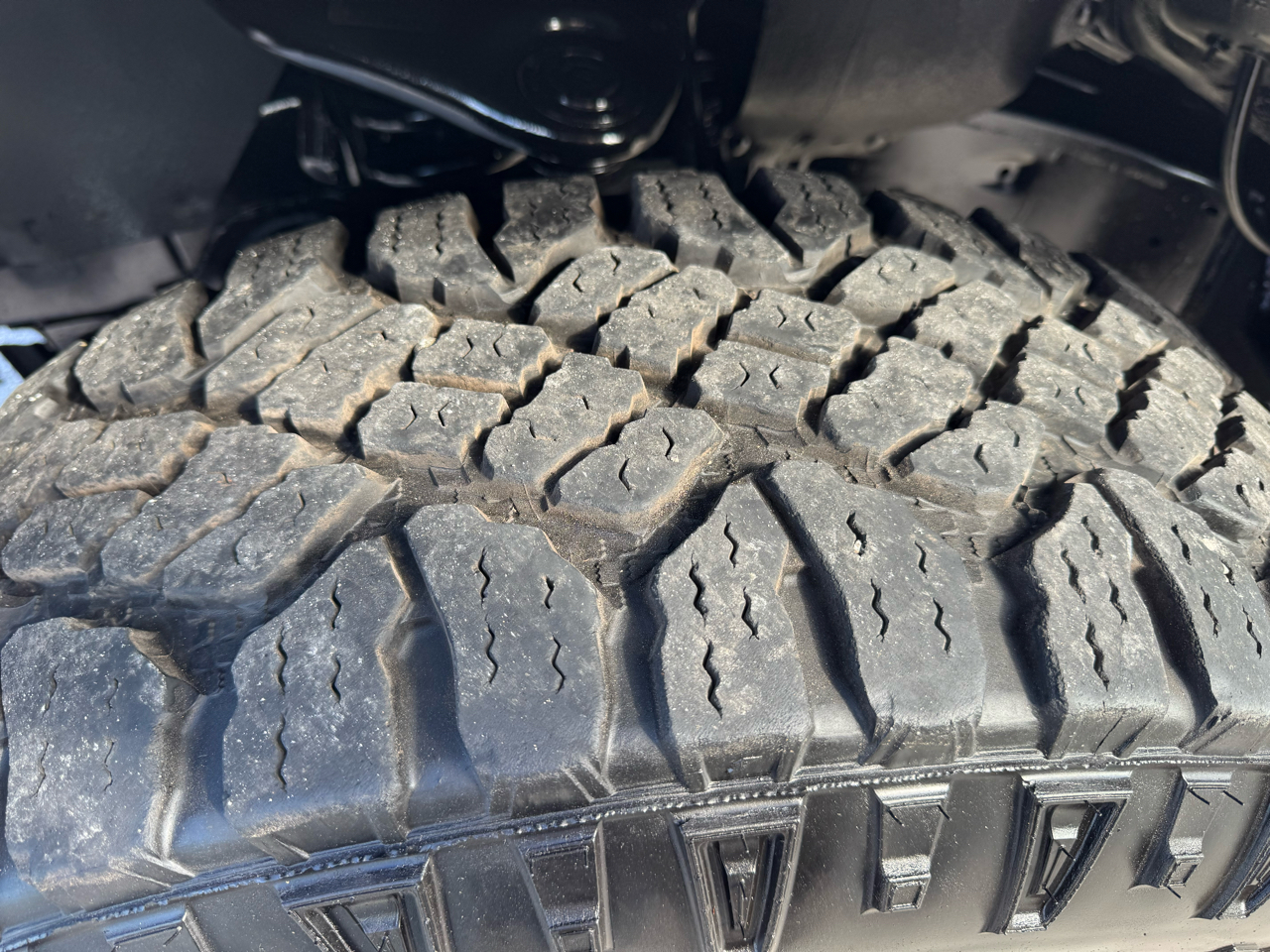 Toyota Tundra 4WD Truck Double Cab 5.7L FFV V8 6-Spd AT TRD Pro (Natl) 2016