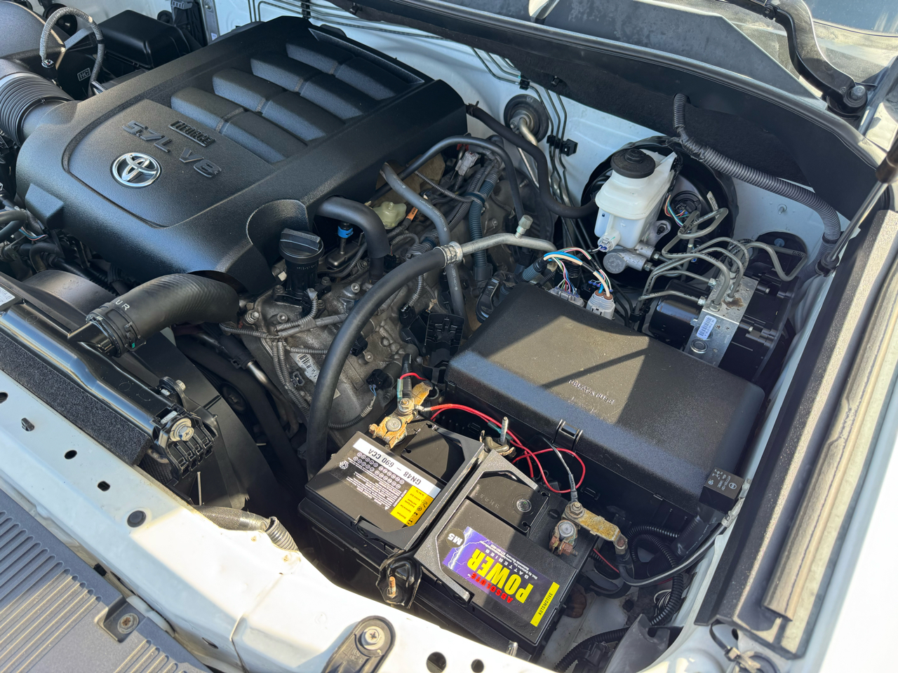 Toyota Tundra 4WD Truck Double Cab 5.7L FFV V8 6-Spd AT TRD Pro (Natl) 2016