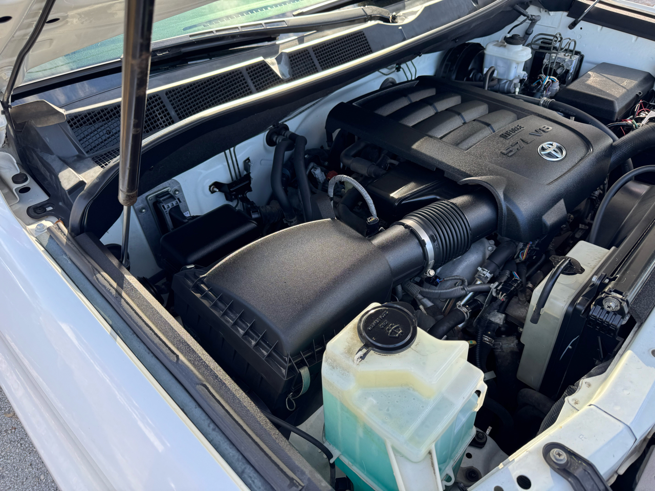 Toyota Tundra 4WD Truck Double Cab 5.7L FFV V8 6-Spd AT TRD Pro (Natl) 2016