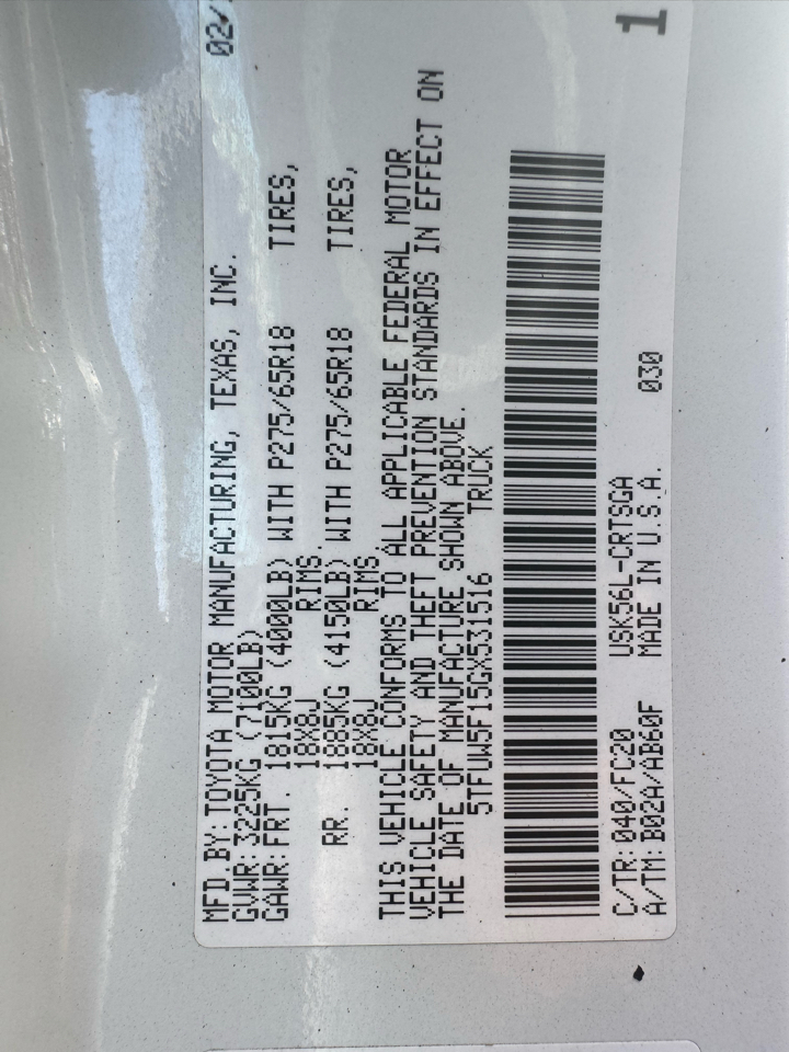 Toyota Tundra 4WD Truck Double Cab 5.7L FFV V8 6-Spd AT TRD Pro (Natl) 2016