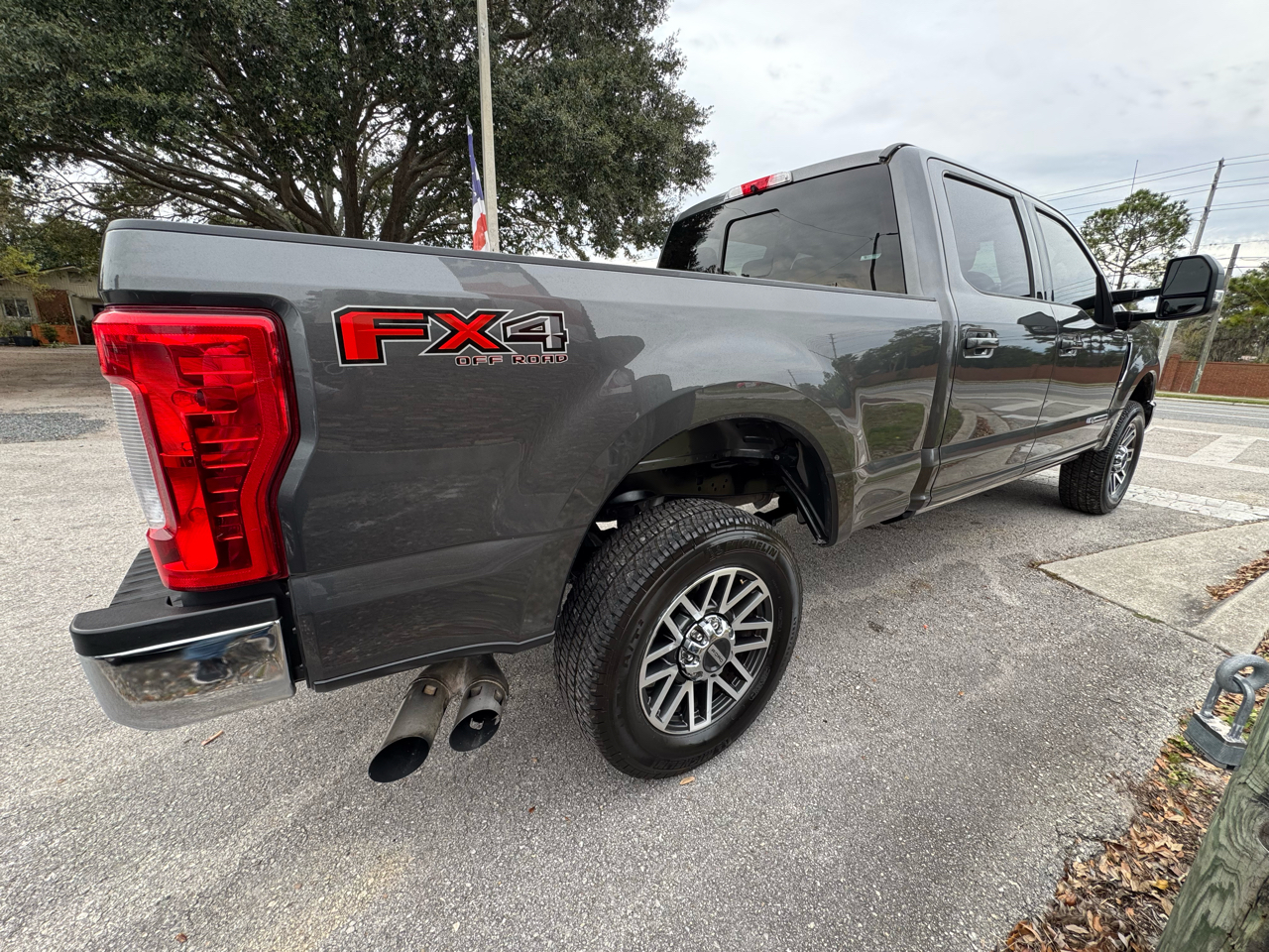 Ford Super Duty F-250 SRW Lariat 4WD Crew Cab 6.75' Box 2018