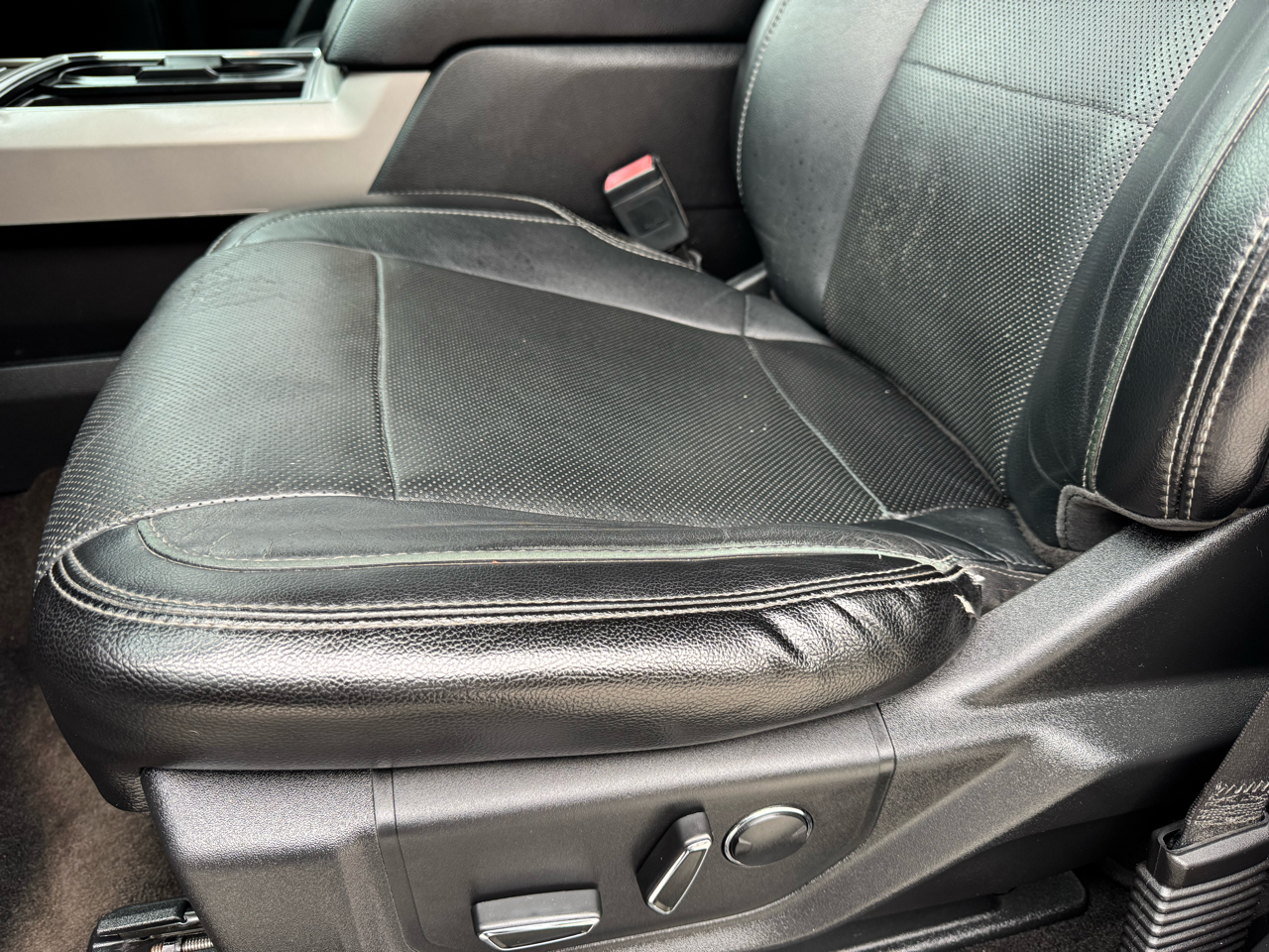 Ford Super Duty F-250 SRW Lariat 4WD Crew Cab 6.75' Box 2018