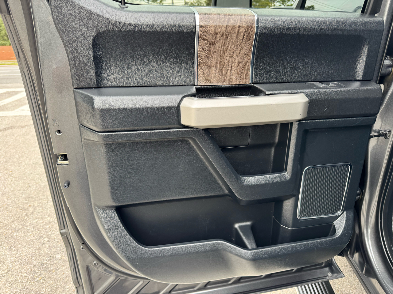 Ford Super Duty F-250 SRW Lariat 4WD Crew Cab 6.75' Box 2018