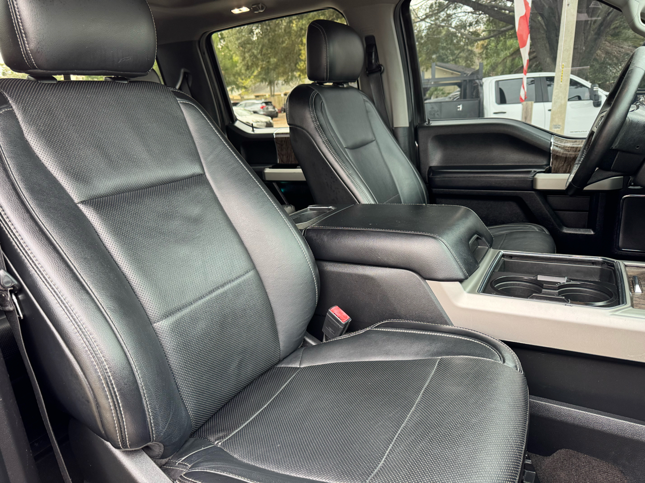 Ford Super Duty F-250 SRW Lariat 4WD Crew Cab 6.75' Box 2018