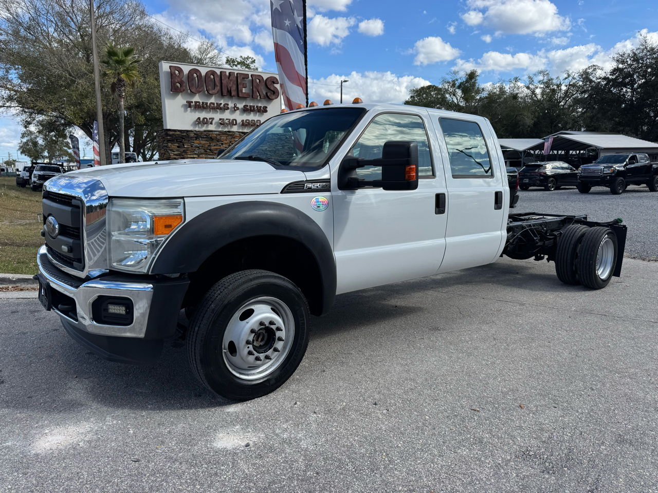 Ford Super Duty F-550 DRW 4WD Crew Cab 176" WB 60" CA XL 2015