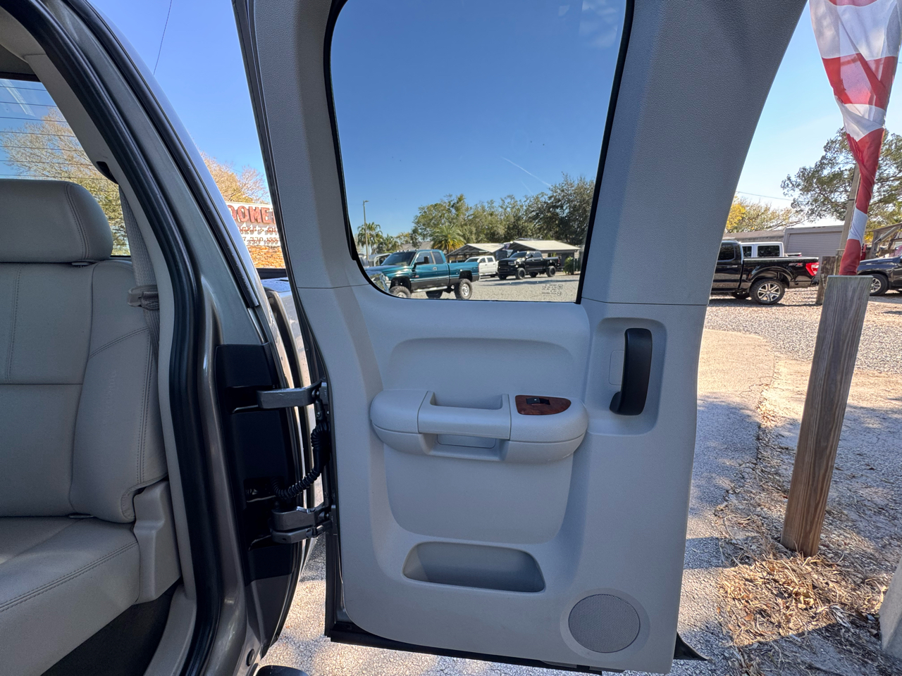 Chevrolet Silverado 2500HD 4WD Ext Cab 143.5" LTZ 2008