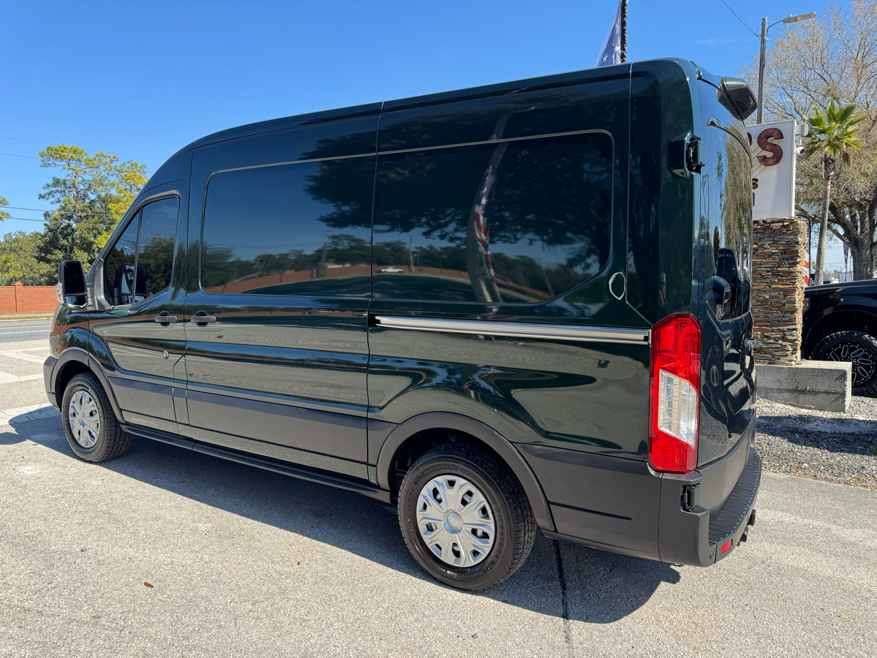 Ford Transit Cargo Van T-150 130" Med Rf 8670 GVWR RWD 2020