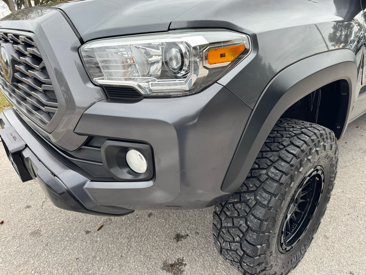 Toyota Tacoma 4WD TRD Off Road Double Cab 5' Bed V6 MT (Natl) 2022