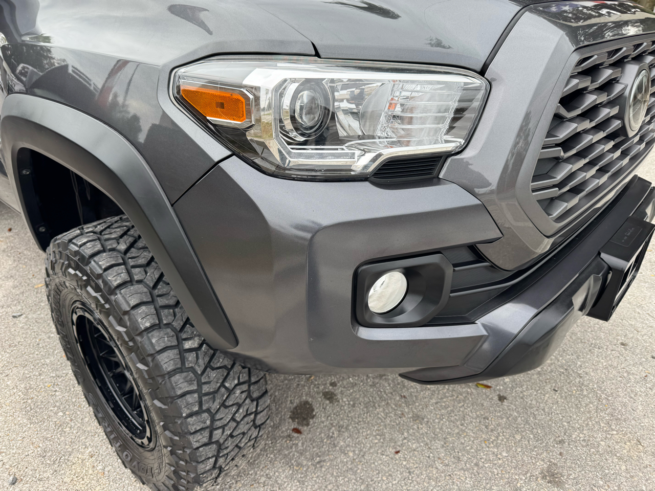 Toyota Tacoma 4WD TRD Off Road Double Cab 5' Bed V6 MT (Natl) 2022