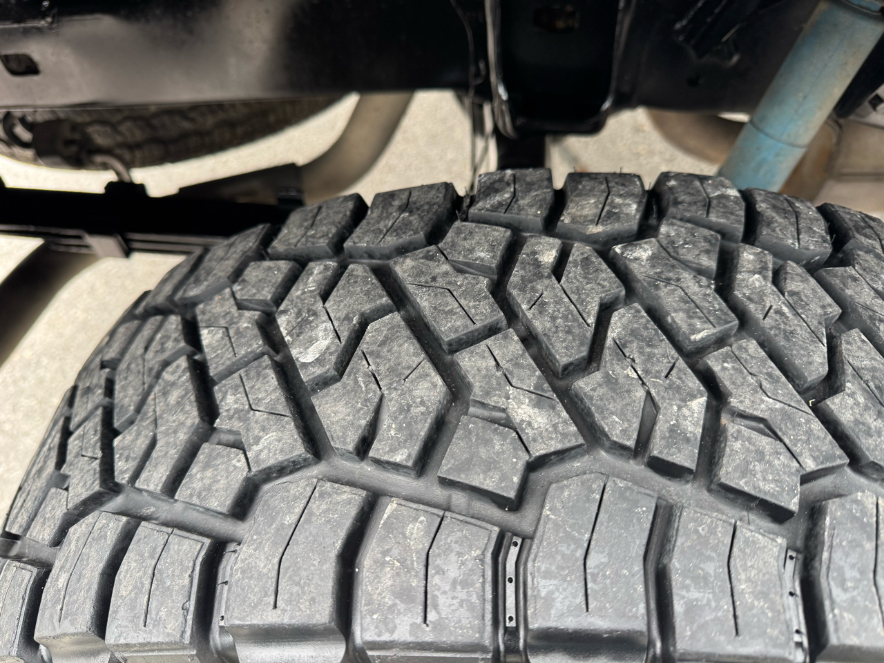 Toyota Tacoma 4WD TRD Off Road Double Cab 5' Bed V6 MT (Natl) 2022