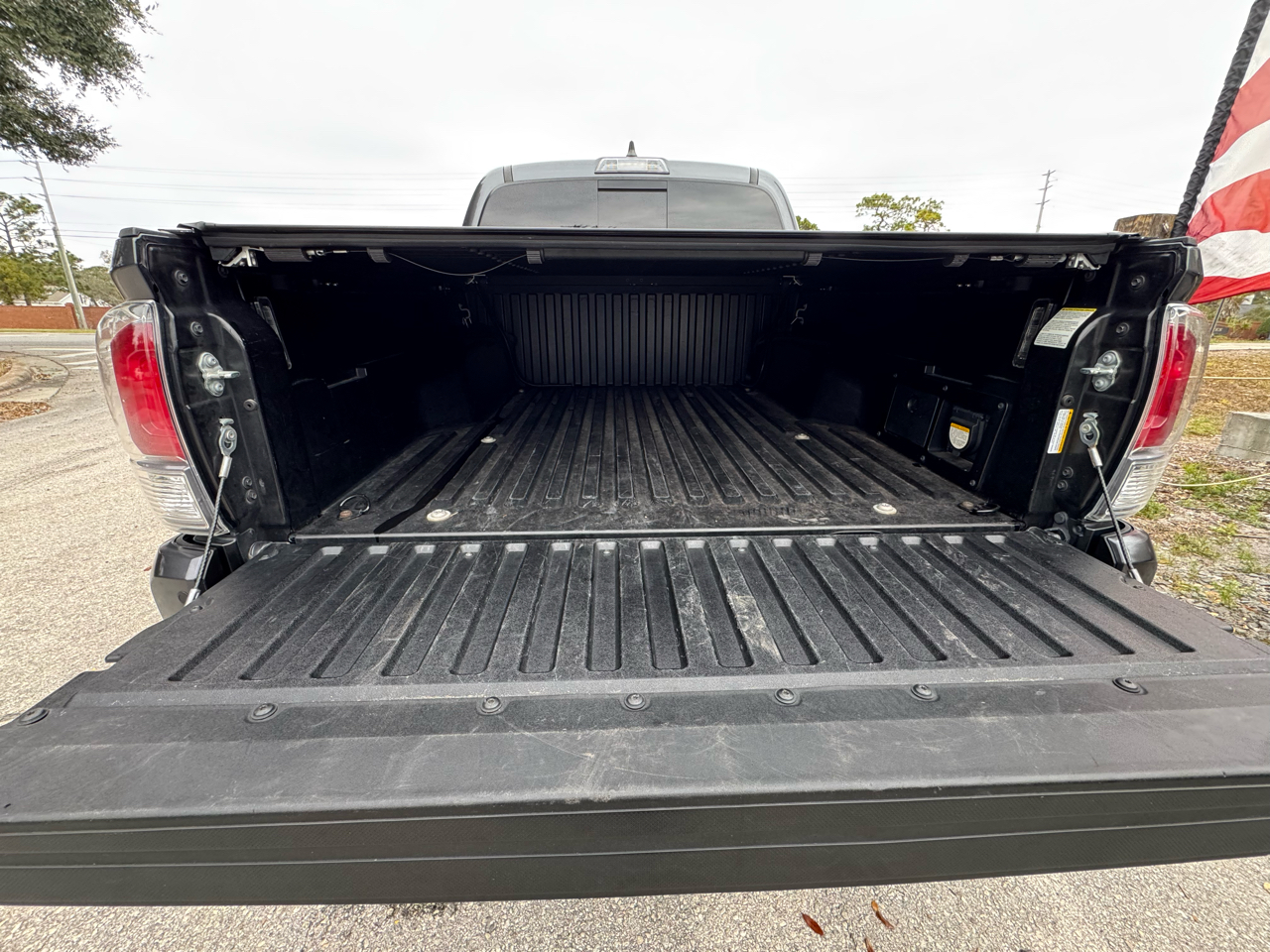 Toyota Tacoma 4WD TRD Off Road Double Cab 5' Bed V6 MT (Natl) 2022