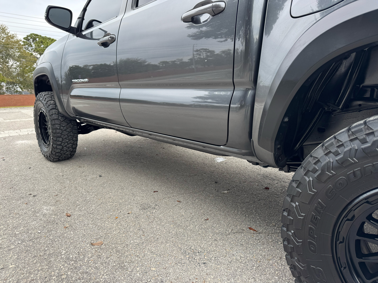 Toyota Tacoma 4WD TRD Off Road Double Cab 5' Bed V6 MT (Natl) 2022