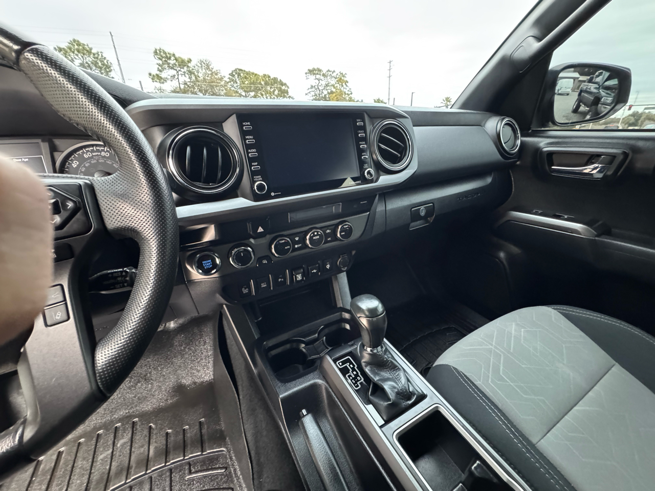 Toyota Tacoma 4WD TRD Off Road Double Cab 5' Bed V6 MT (Natl) 2022