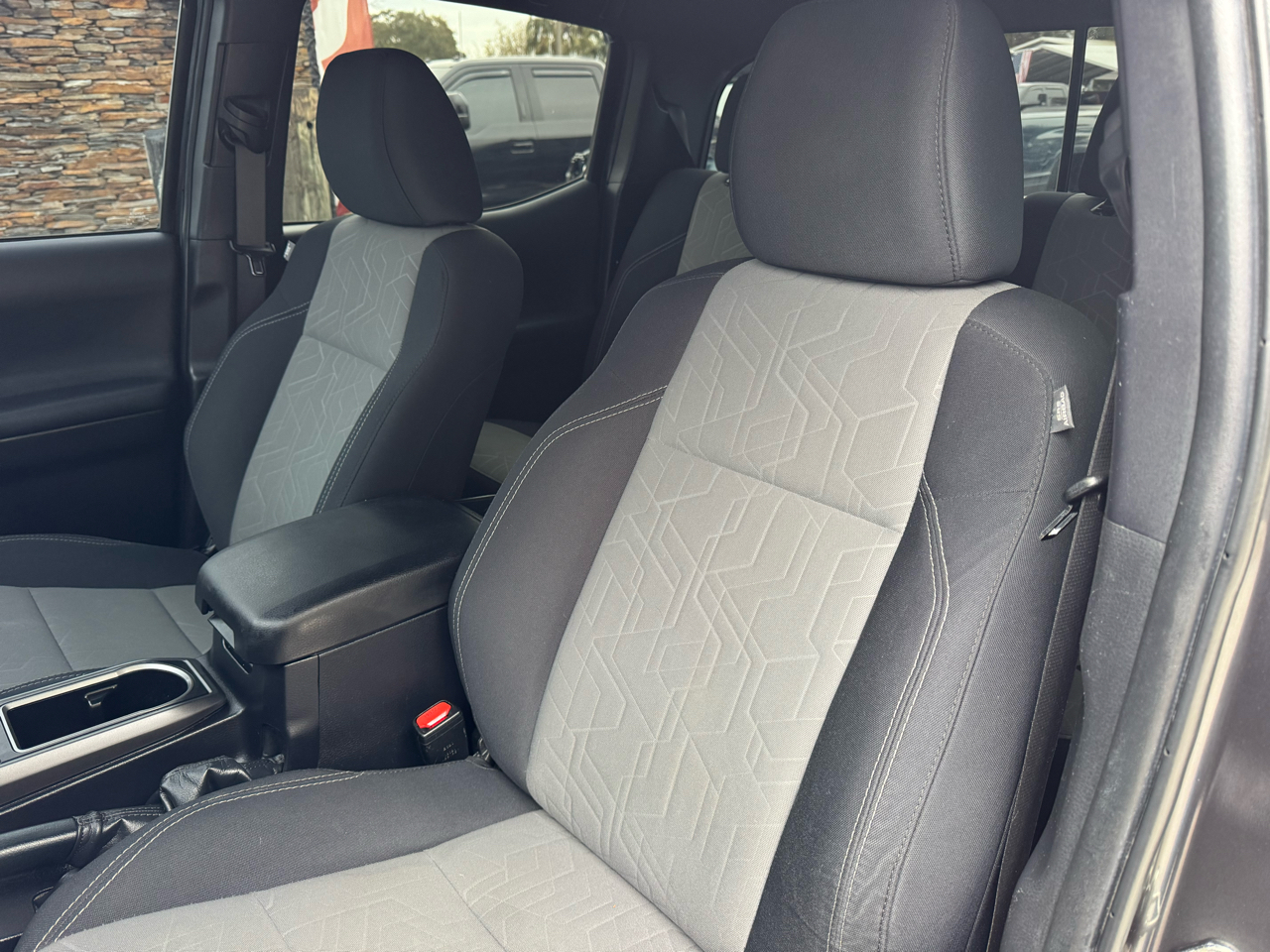 Toyota Tacoma 4WD TRD Off Road Double Cab 5' Bed V6 MT (Natl) 2022