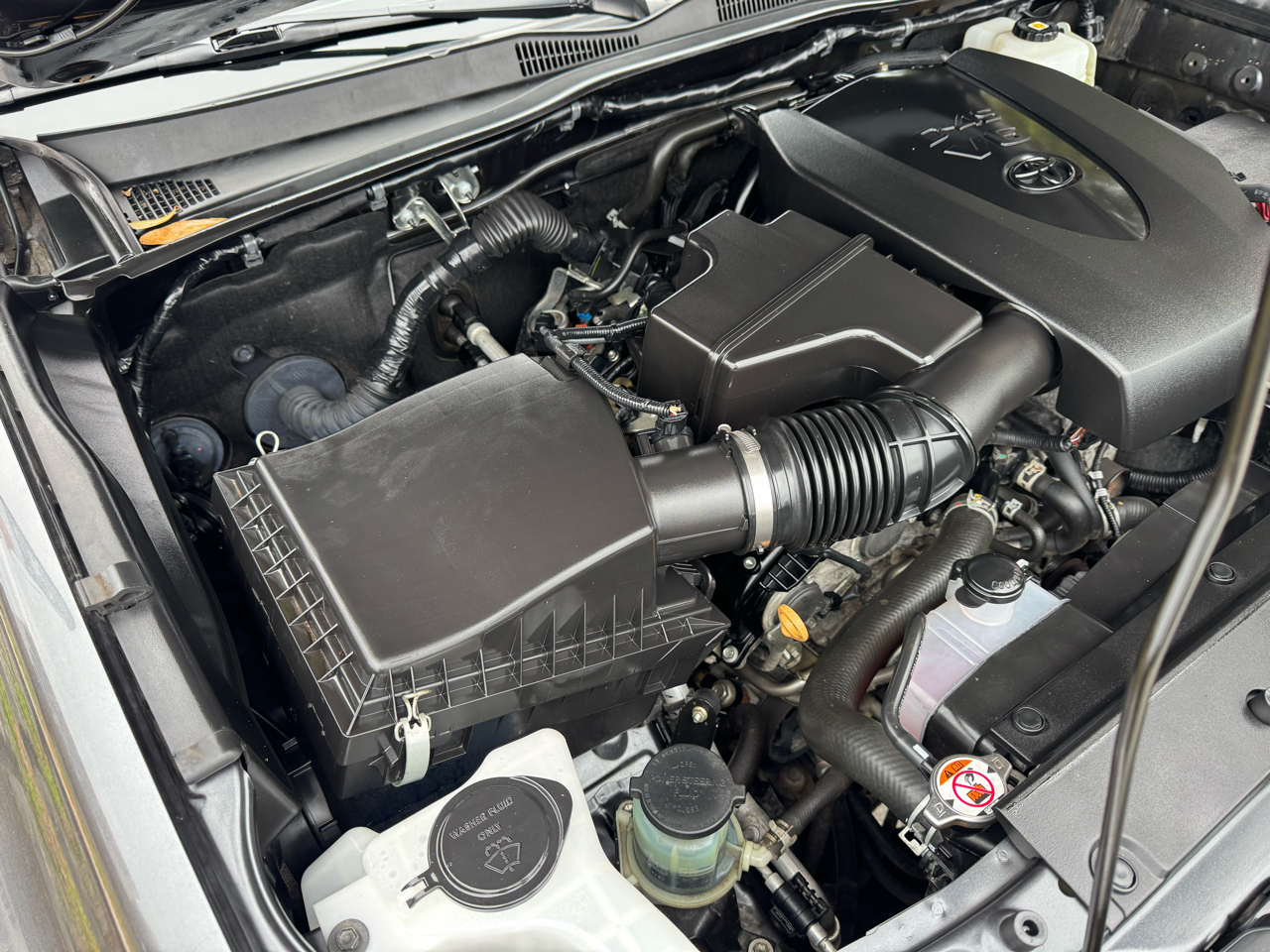 Toyota Tacoma 4WD TRD Off Road Double Cab 5' Bed V6 MT (Natl) 2022