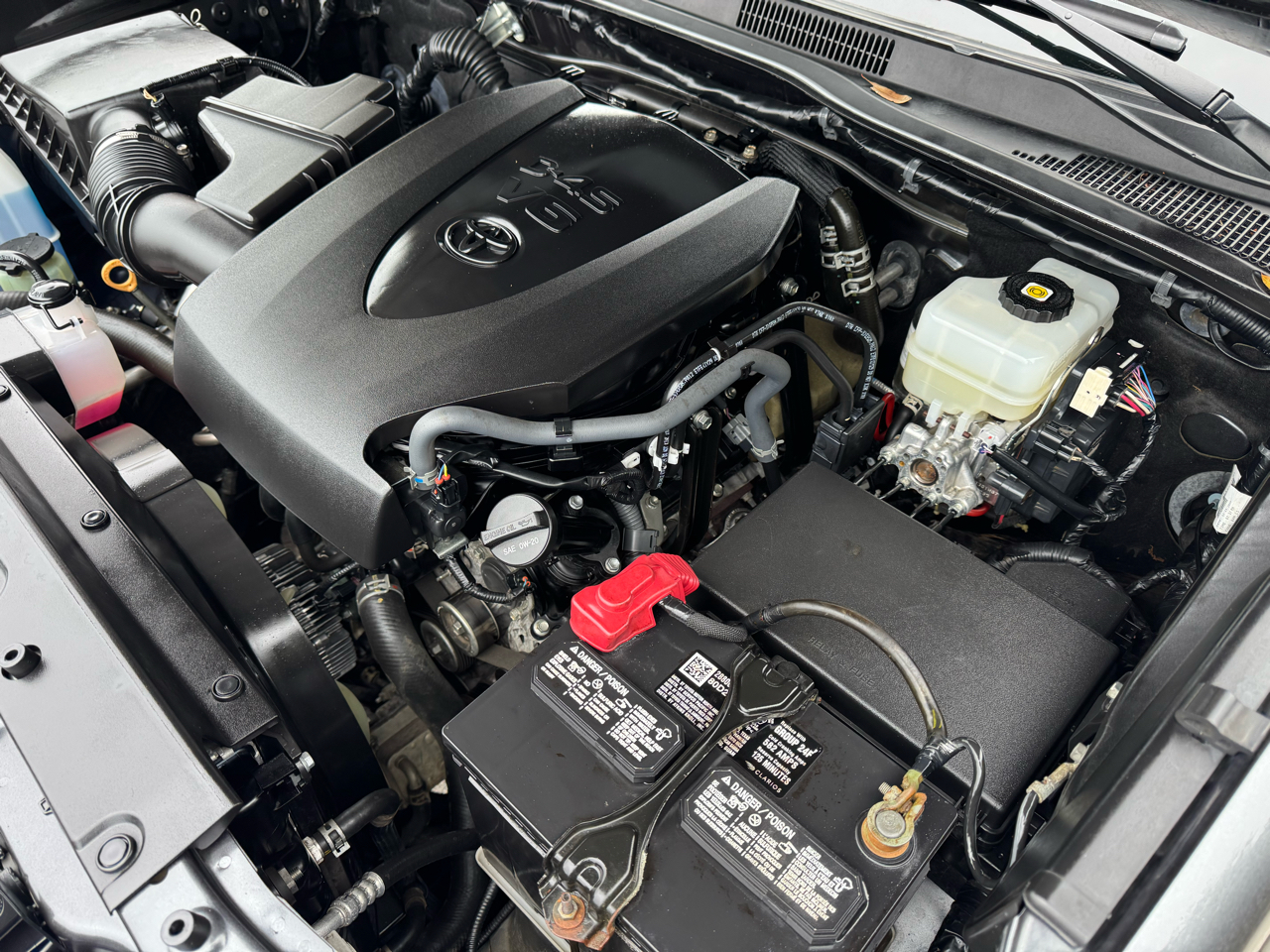 Toyota Tacoma 4WD TRD Off Road Double Cab 5' Bed V6 MT (Natl) 2022