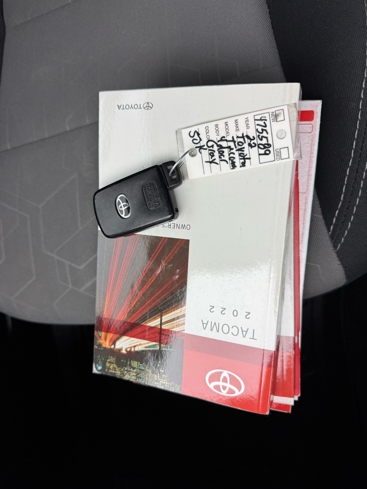 Toyota Tacoma 4WD TRD Off Road Double Cab 5' Bed V6 MT (Natl) 2022